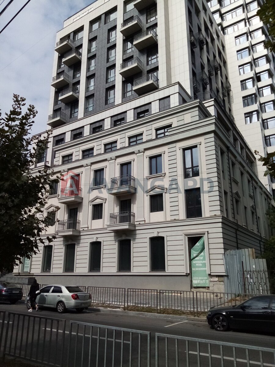 1 ��. ��������, 40/-/12 ��. �., 4/24 ������ ���� 7