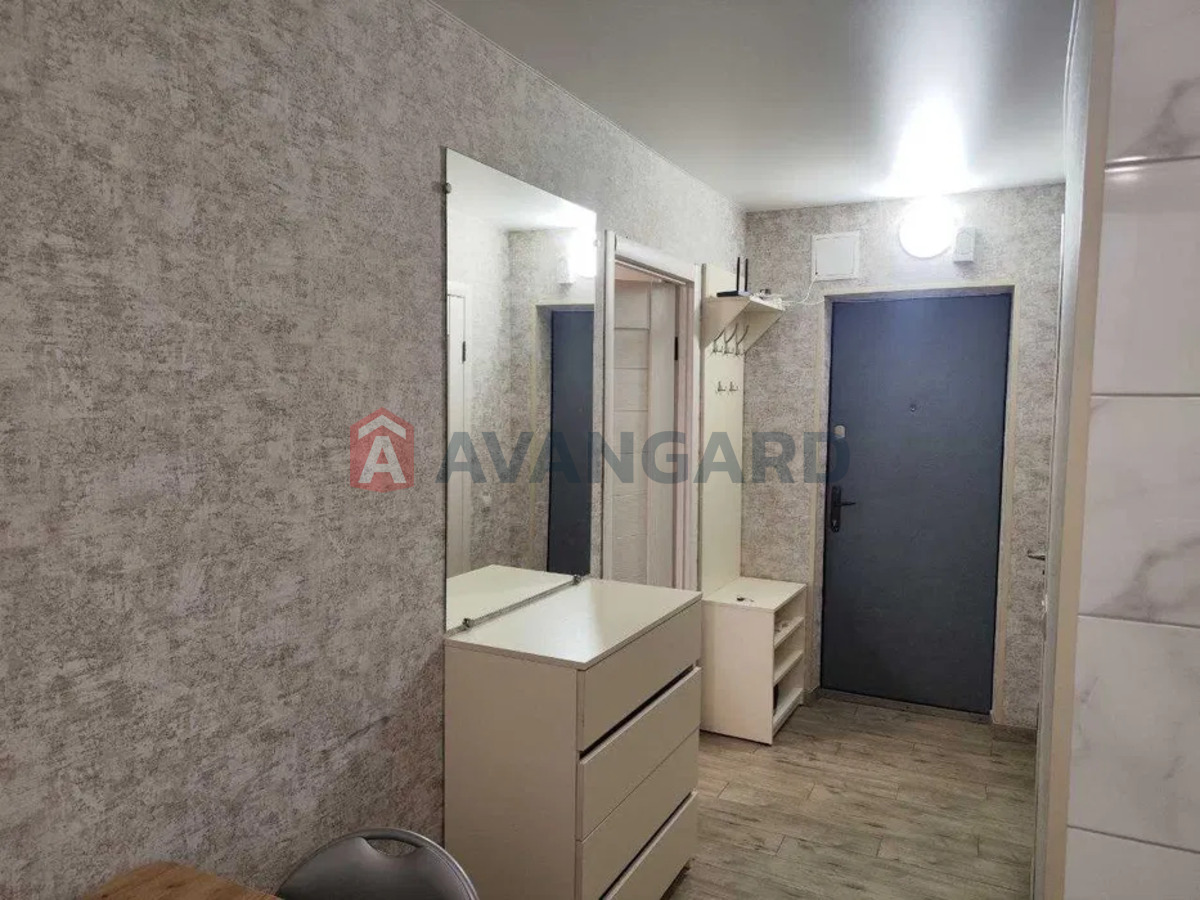 1 . , 30/-/10 . ., 8/9   8