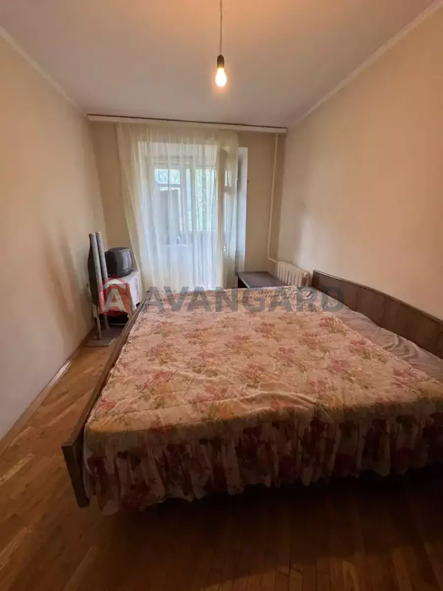 4 ��. ��������, 78/51/7 ��. �., 3/9 ������ ���� 6