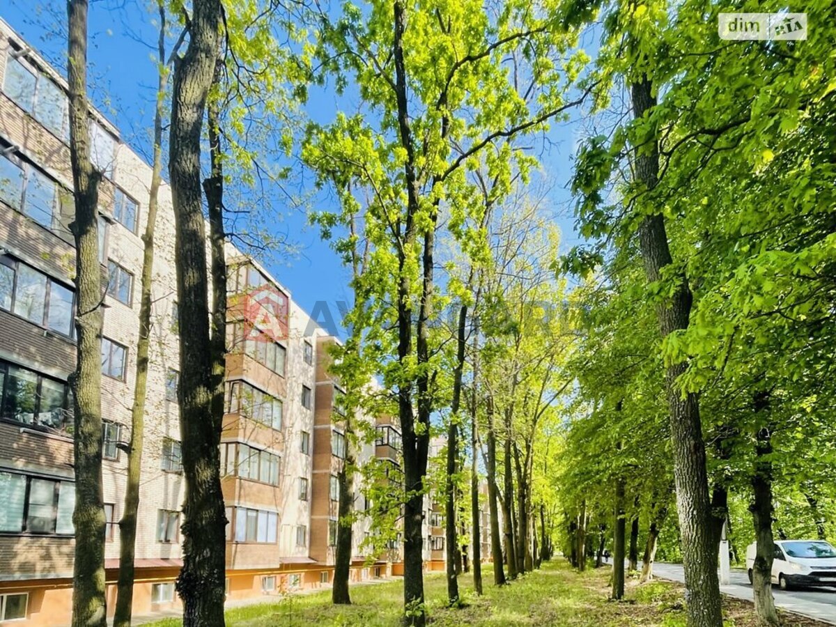 3 ��. ��������, 86/57/12 ��. �., 2/5 ������ ���� 12