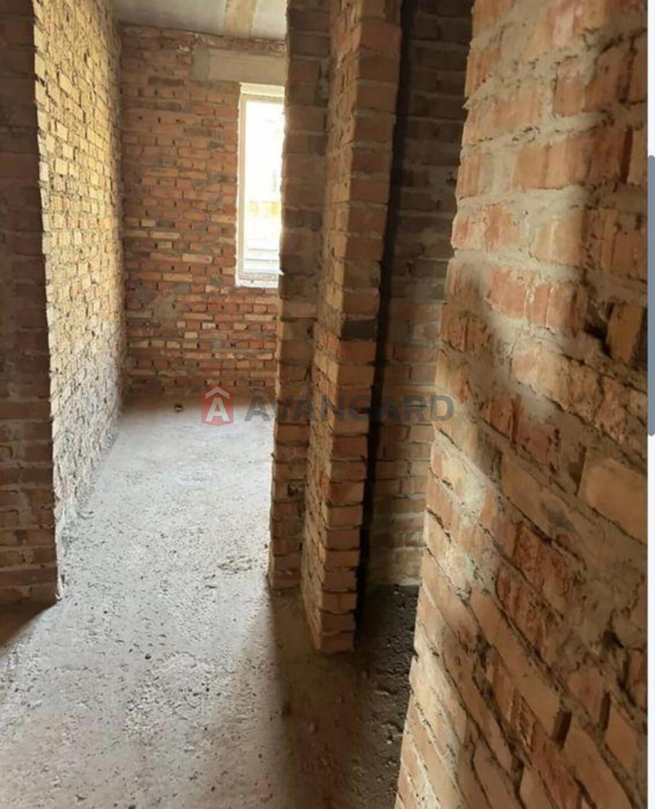 1 ��. ��������, 35/-/8 ��. �., 3/5 ������ ���� 2