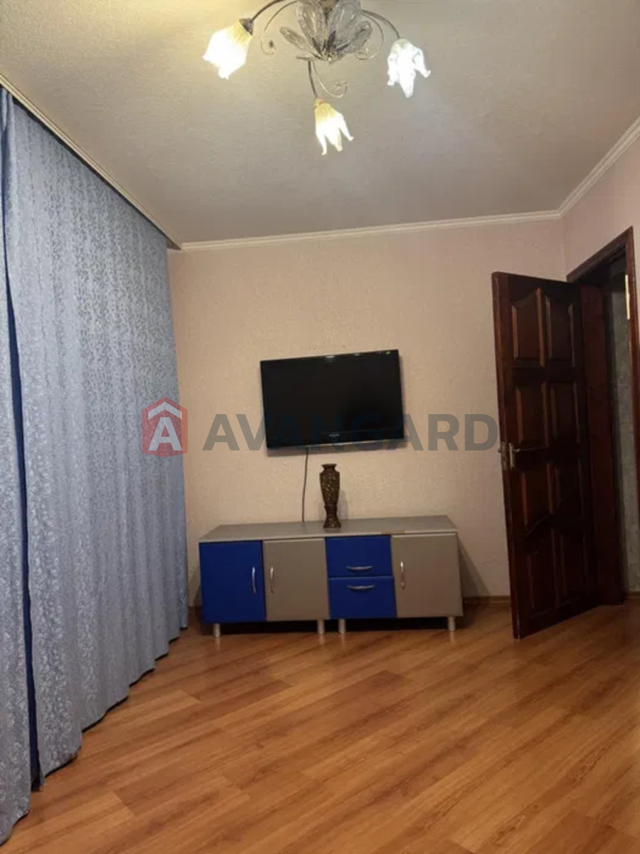 3 ��. ��������, 78/-/16 ��. �., 15/21 ������ ���� 7