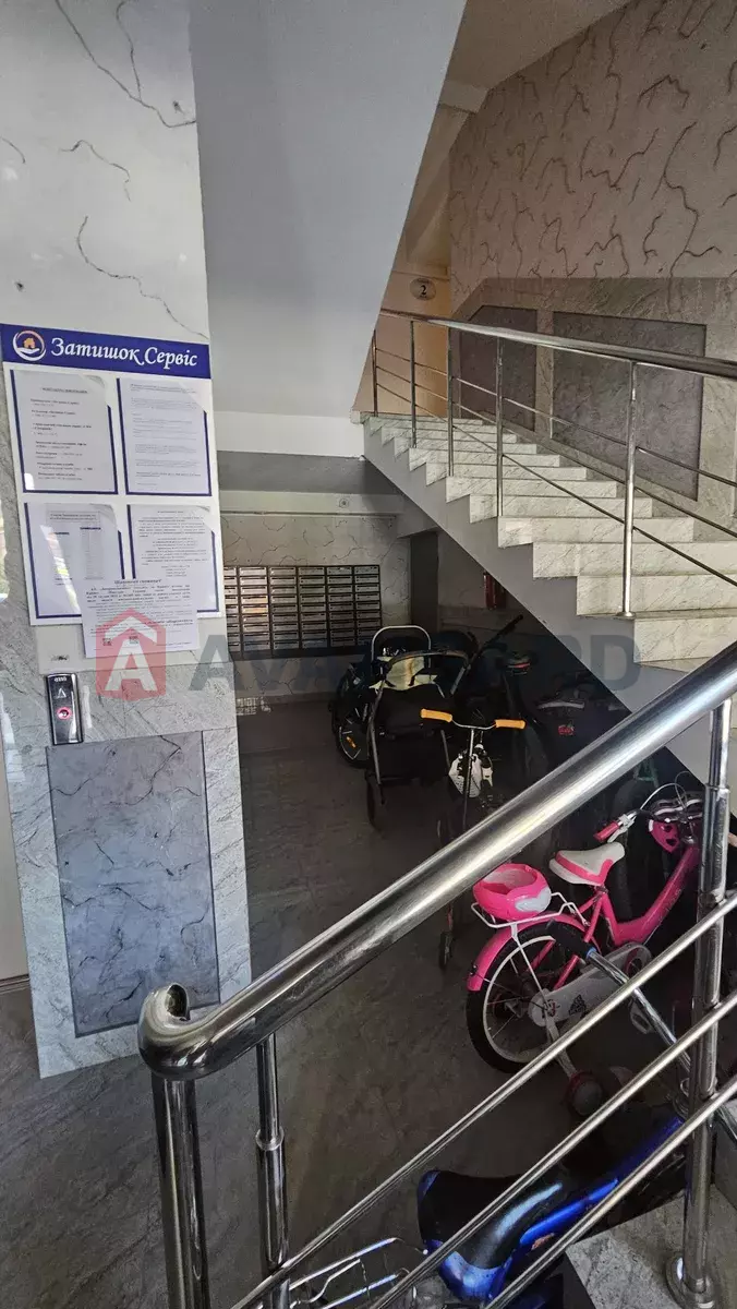 3 ��. ��������, 73/-/14 ��. �., 8/12 ������ ���� 13