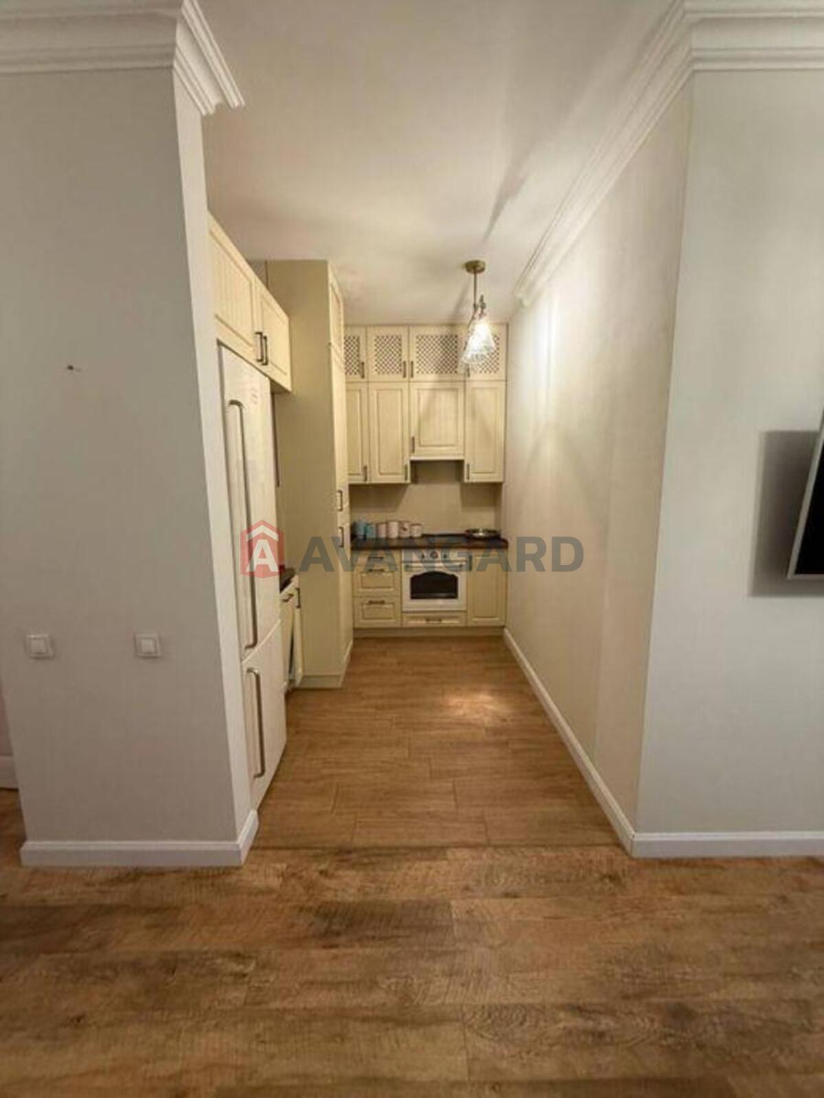 2 ��. ��������, 48/-/6 ��. �., 5/10 ������ ���� 5