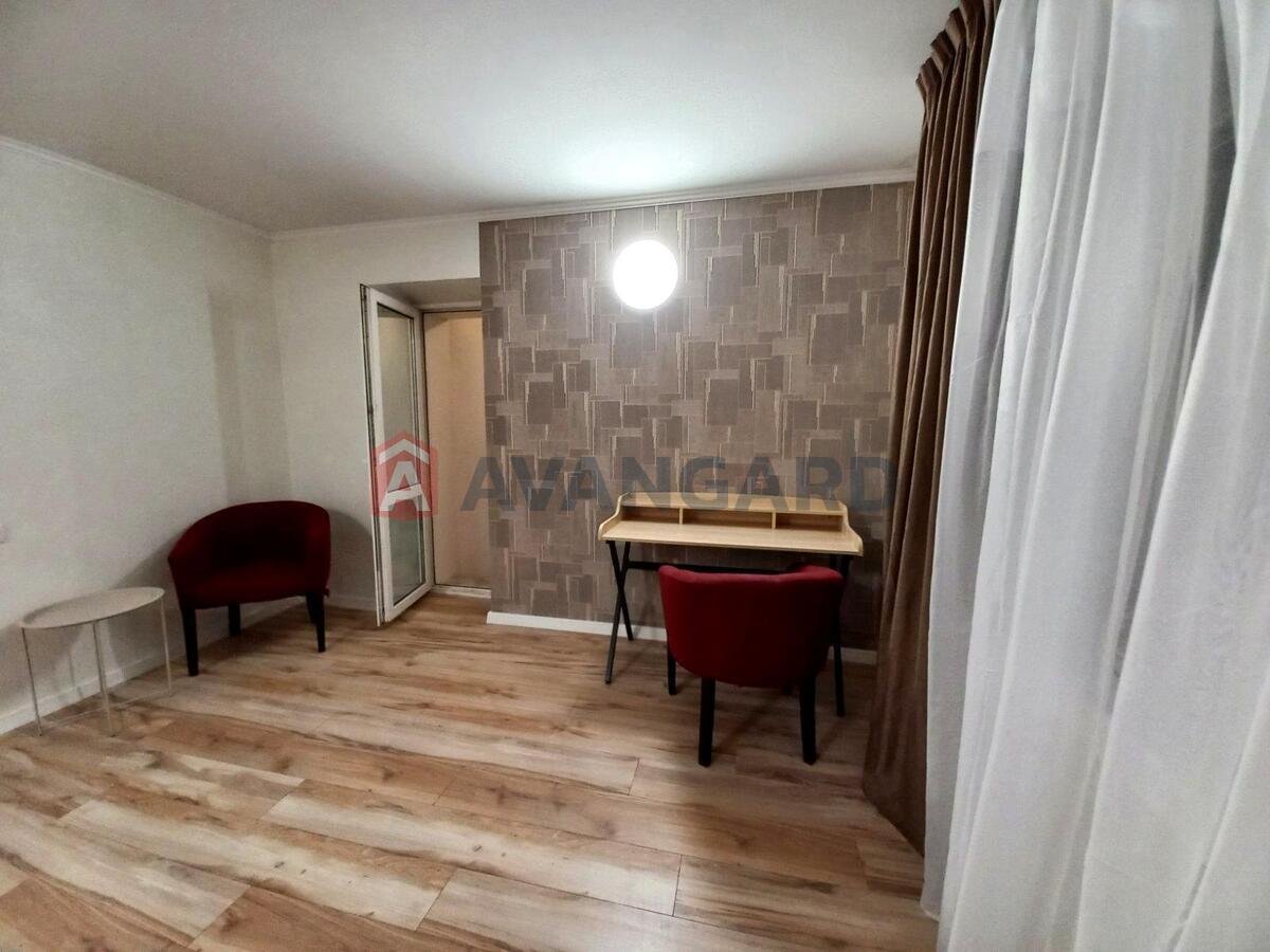 1 . , 36.4 / 17.6 / 8 ? . ., 10/18   9