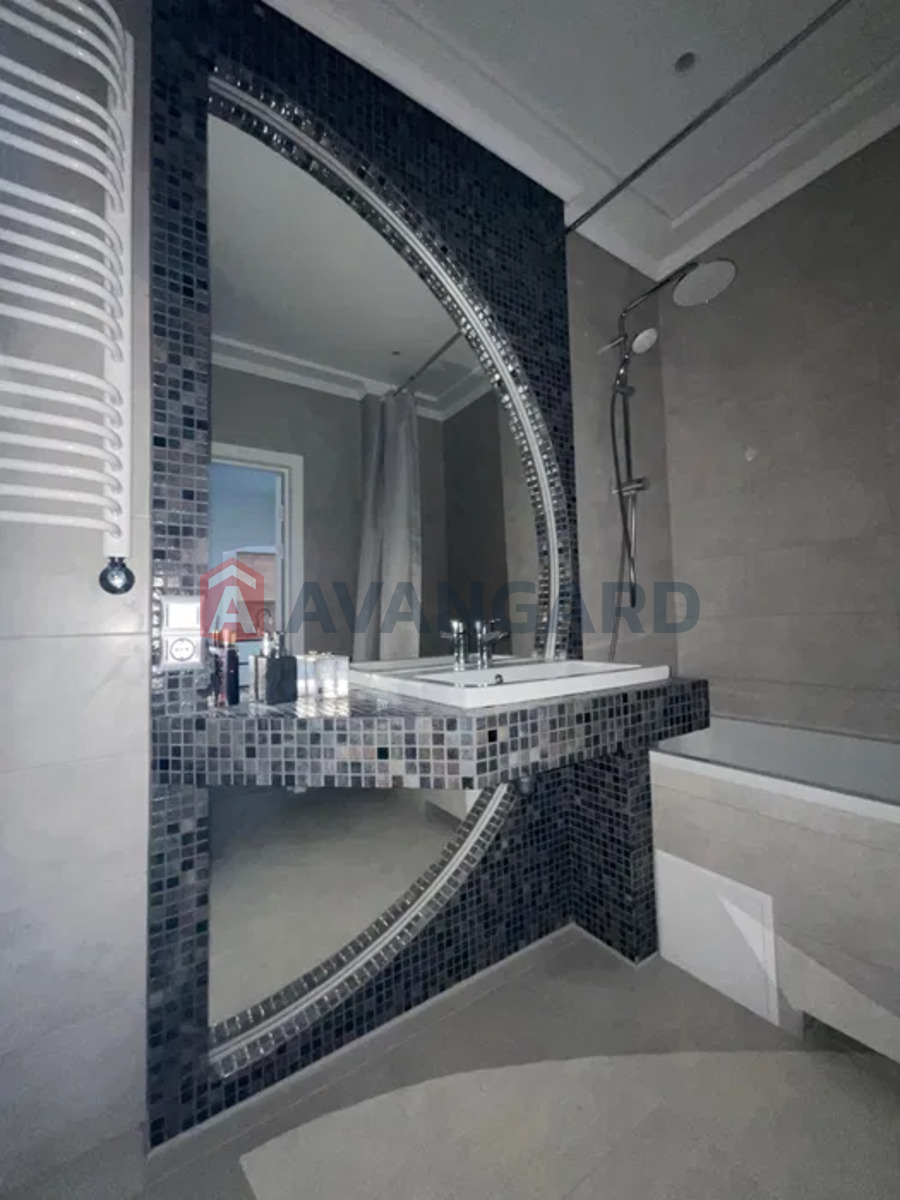 2 ��. ��������, 67/-/15 ��. �., 3/10 ������ ���� 17