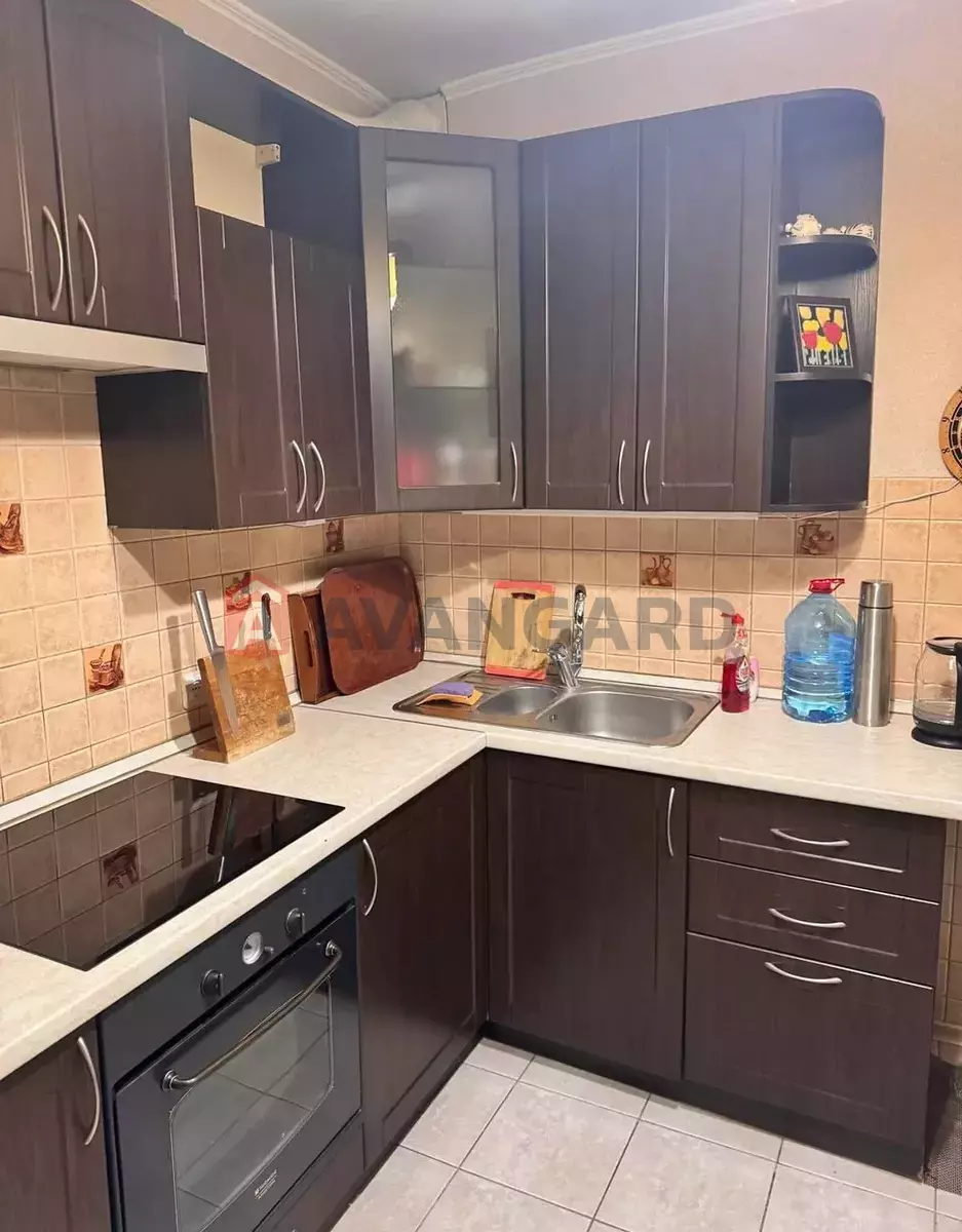 3 ��. ��������, 66/39/9 ��. �., 7/9 ������ ���� 1