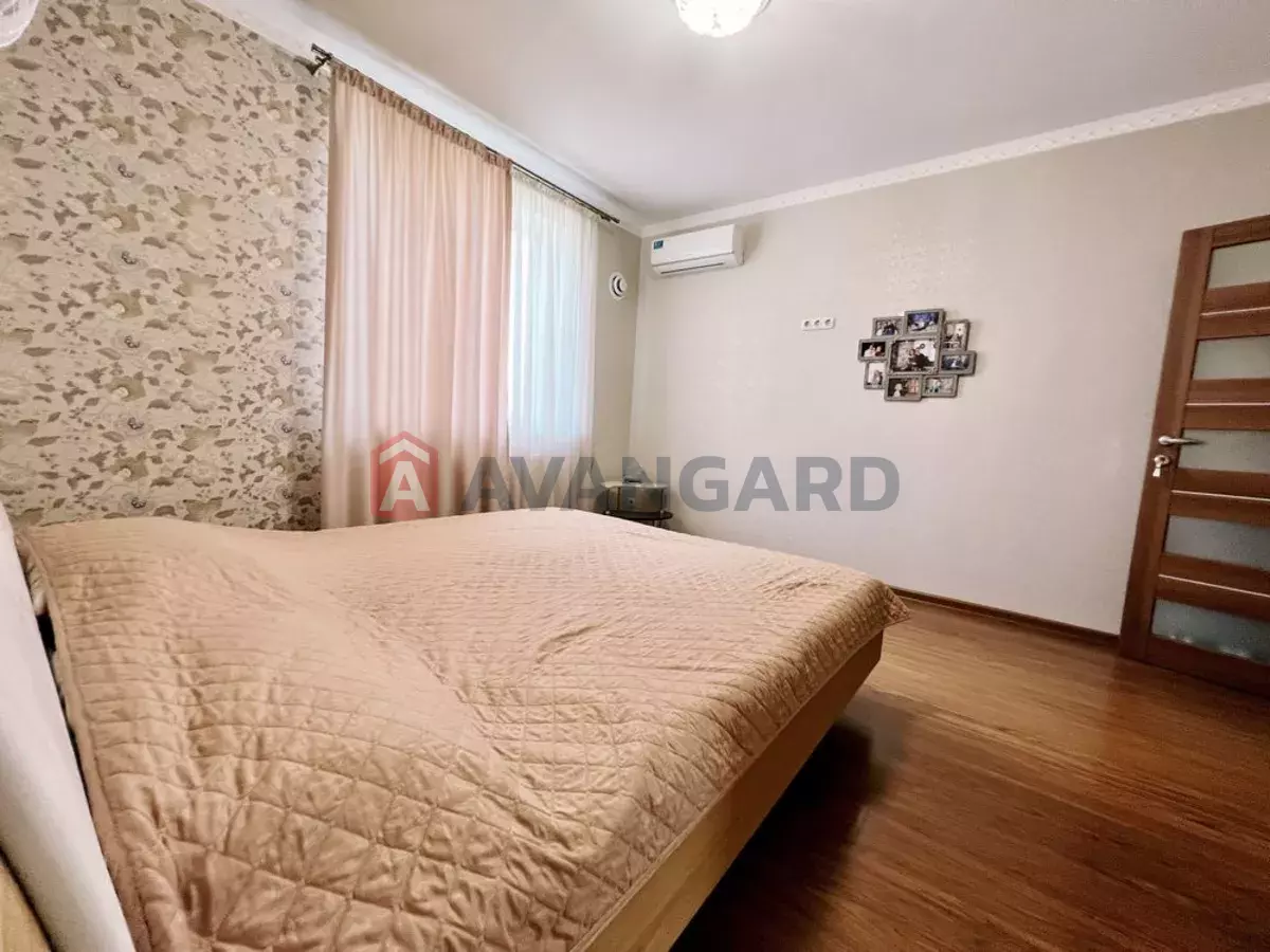 2 ��. ��������, 80/-/15 ��. �., 14/16 ������ ���� 14