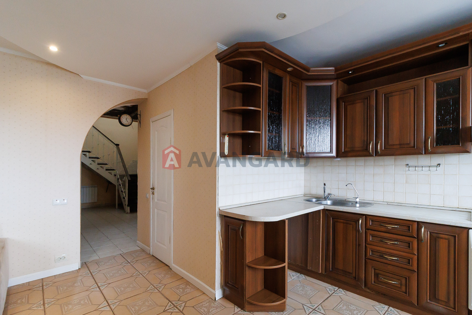 4 ��. ��������, 121,8/25,1/55,9 ��. �., 4/5 ������ ���� 11