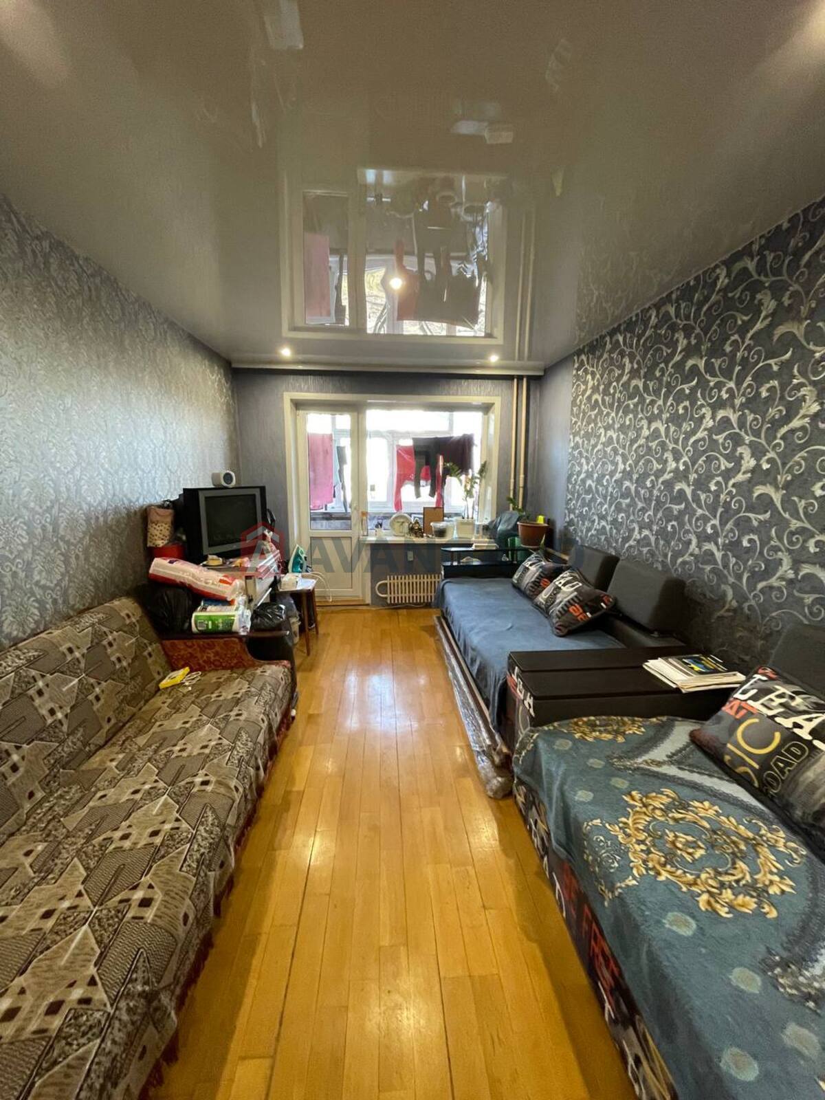 1 ��. ��������, 41,7/19,8/6,1 ��. �., 2/9 ������ ���� 10