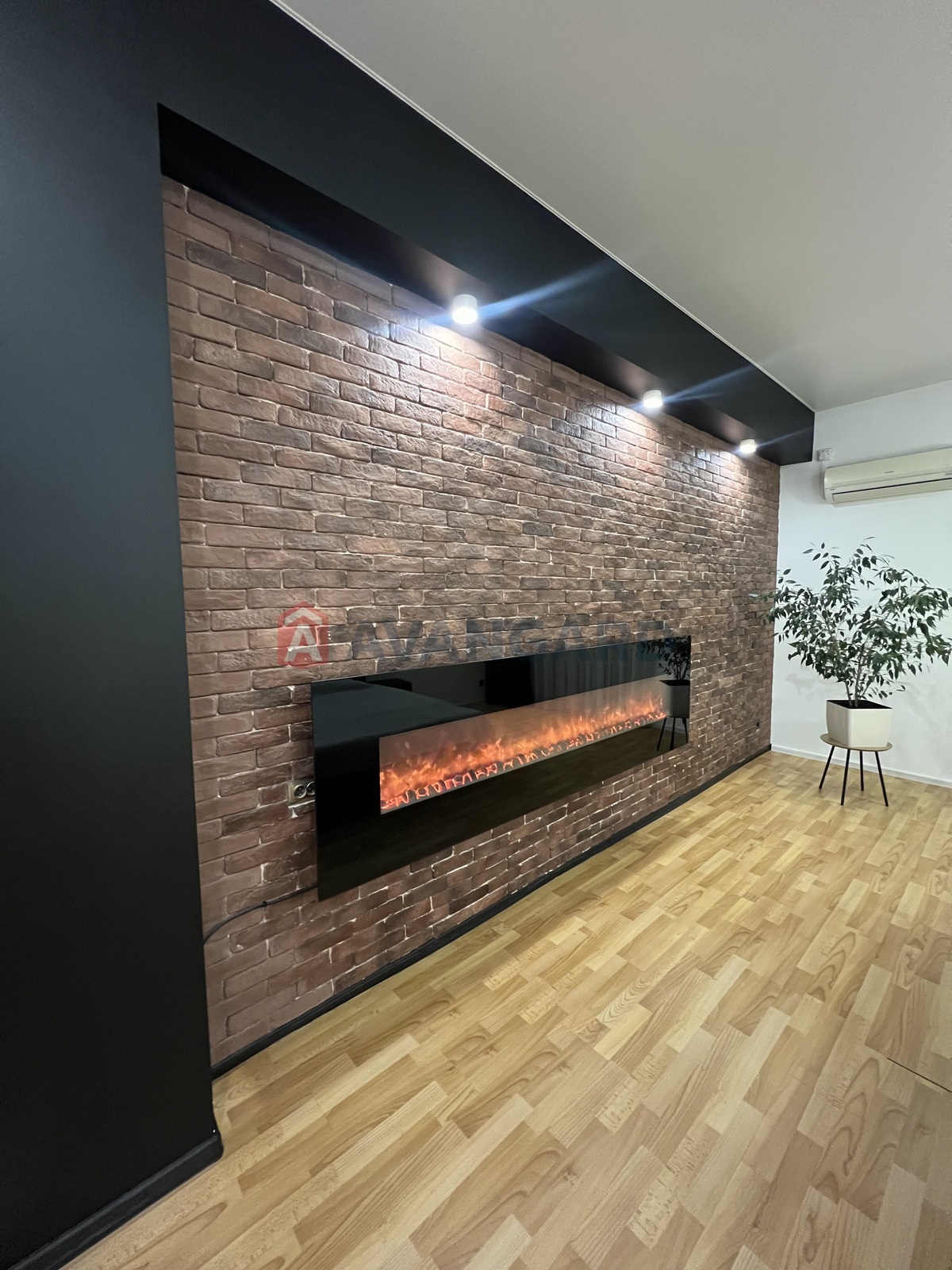 3 ��. ��������, 82/-/9 ��. �., 5/5 ������ ���� 26