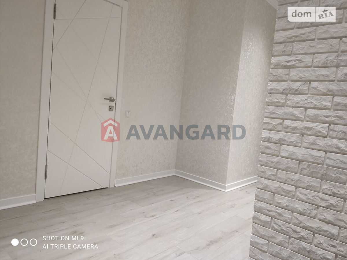 3 ����. ��������, 119/92/27 ��. �., 2/5 ���� ���� 4