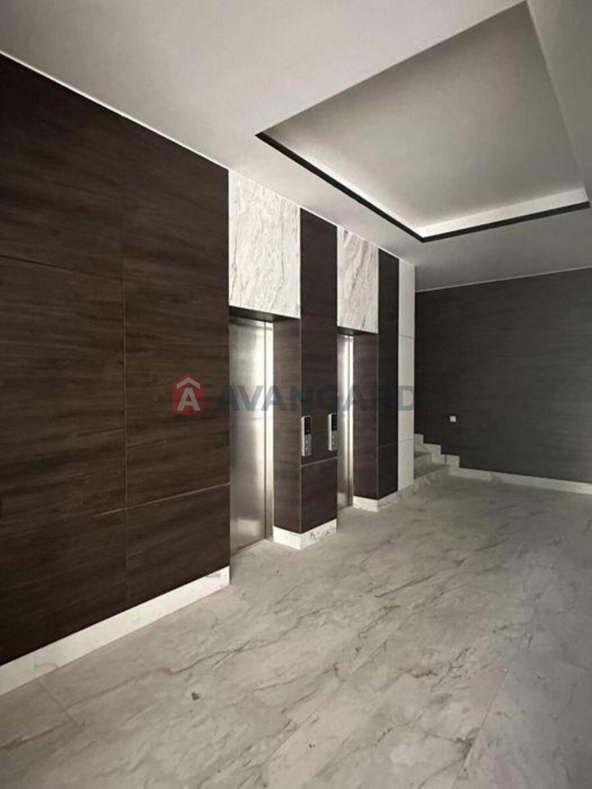 2 ��. ��������, 52/-/23 ��. �., 24/26 ������ ���� 15