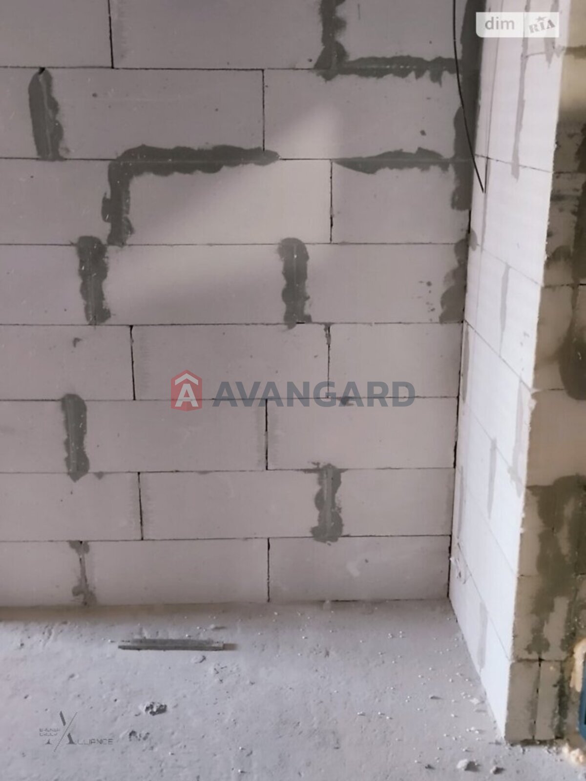 1 ��. ��������, 35/18/10 ��. �., 7/10 ������ ���� 5