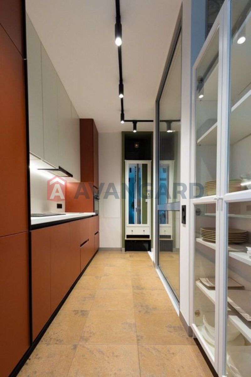 1 ��. ��������, 47/-/20 ��. �., 8/15 ������ ���� 9