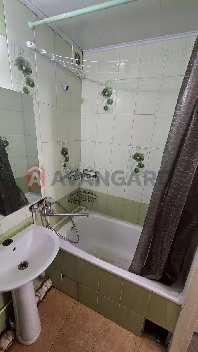 1 . , 17/-/3 . ., 6/9   2