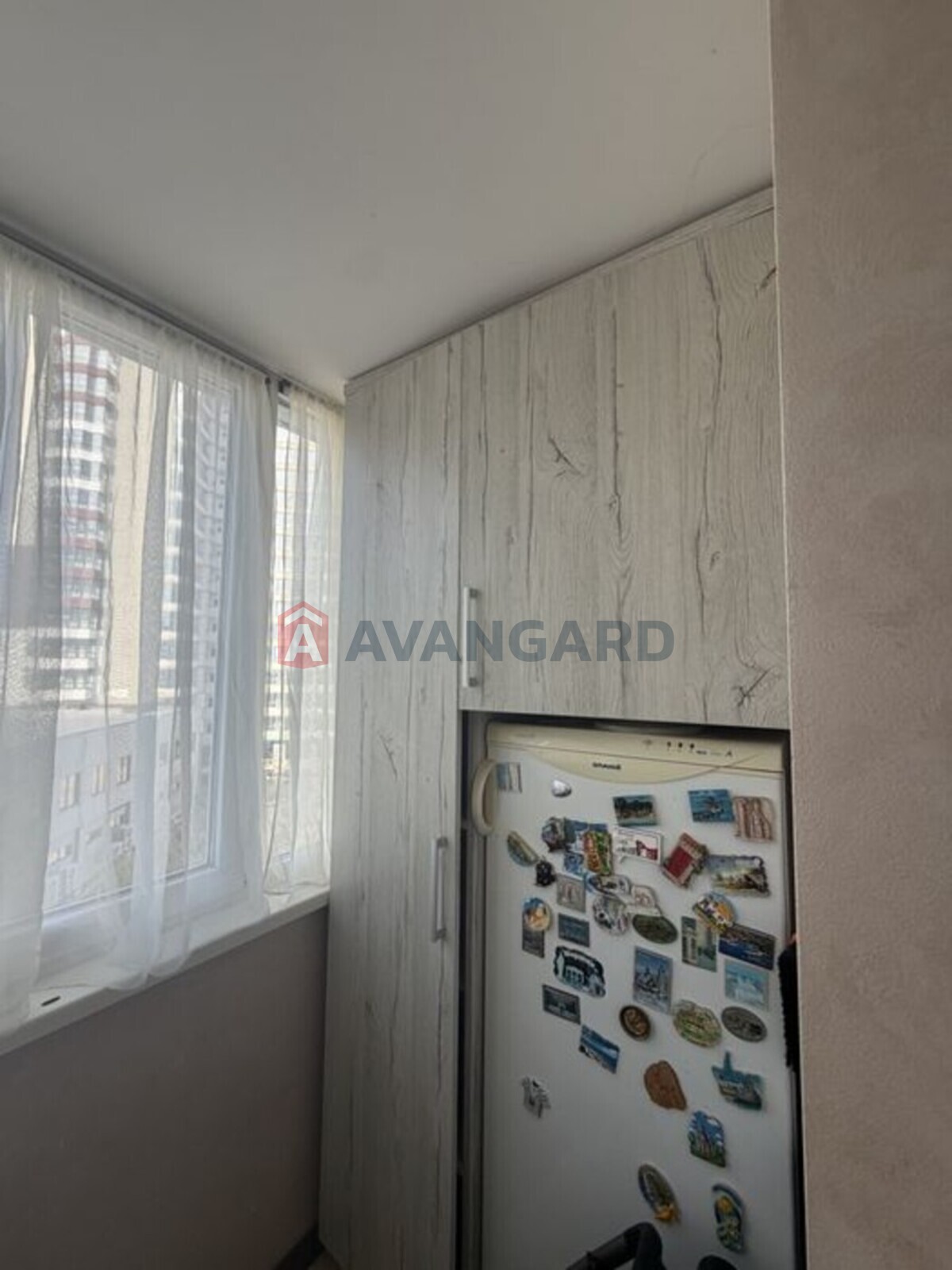 1 ��. ��������, 54/-/12 ��. �., 5/10 ������ ���� 8