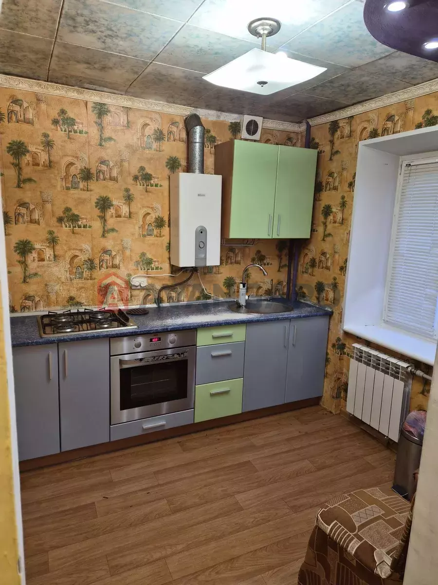 2 ��. ��������, 43/-/9 ��. �., 3/5 ������ ���� 1