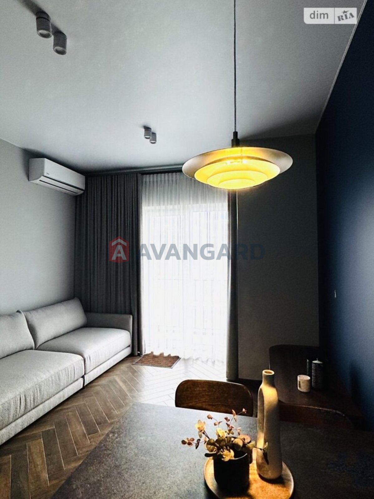 2 ��. ��������, 61/-/26 ��. �., 5/5 ������ ���� 7