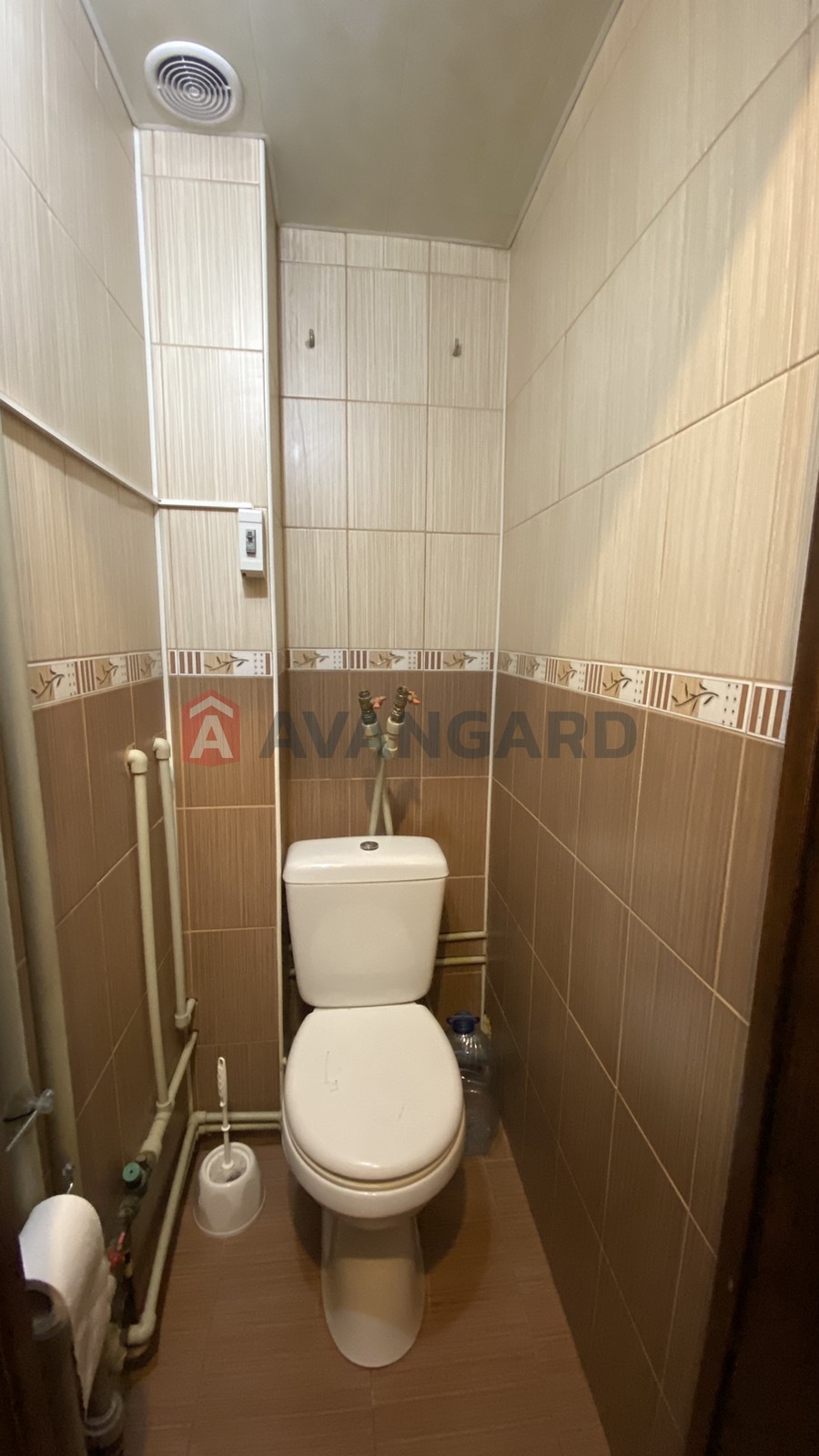 2 ��. ��������, 50/-/8 ��. �., 4/10 ������ ���� 8