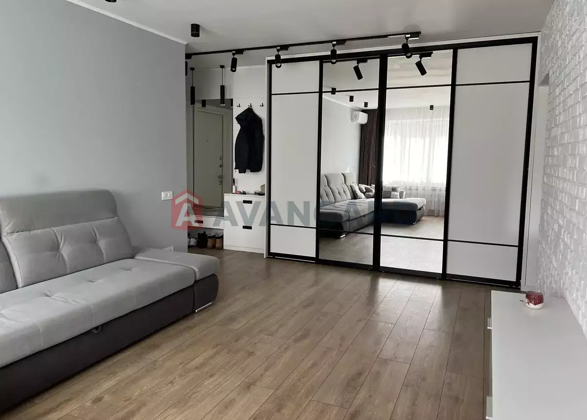 3 ��. ��������, 65/-/11 ��. �., 7/9 ������ ���� 15