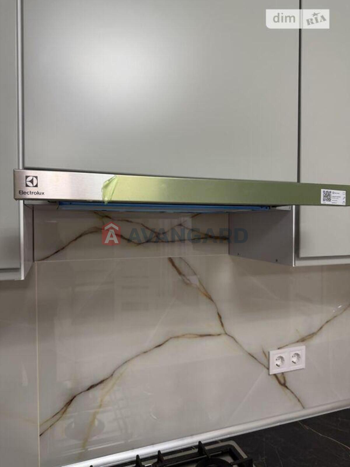 2 ��. ��������, 41/-/9 ��. �., 5/10 ������ ���� 16