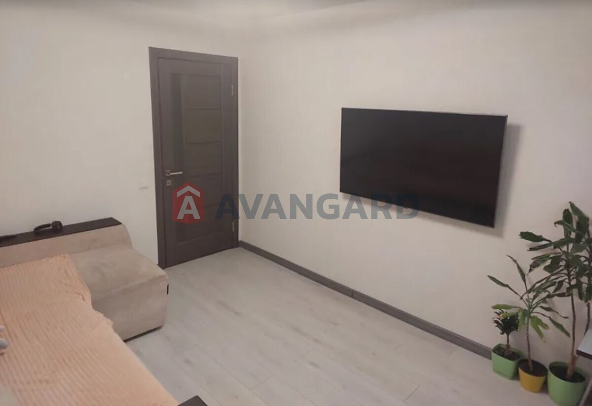 3 ��. ��������, 64/44/7 ��. �., 7/10 ������ ���� 6