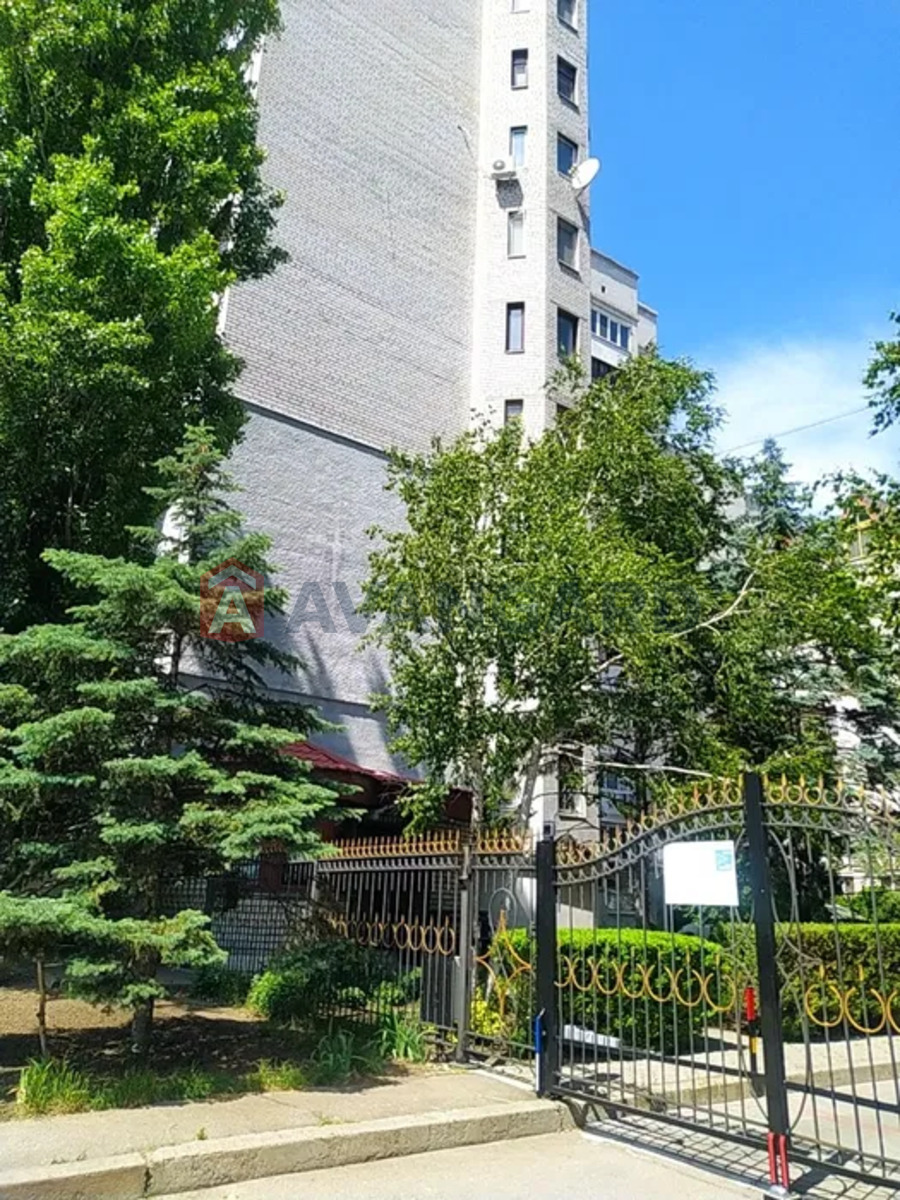 3 ����. ��������, 103/-/15 ��. �., 10/10 ���� ���� 2