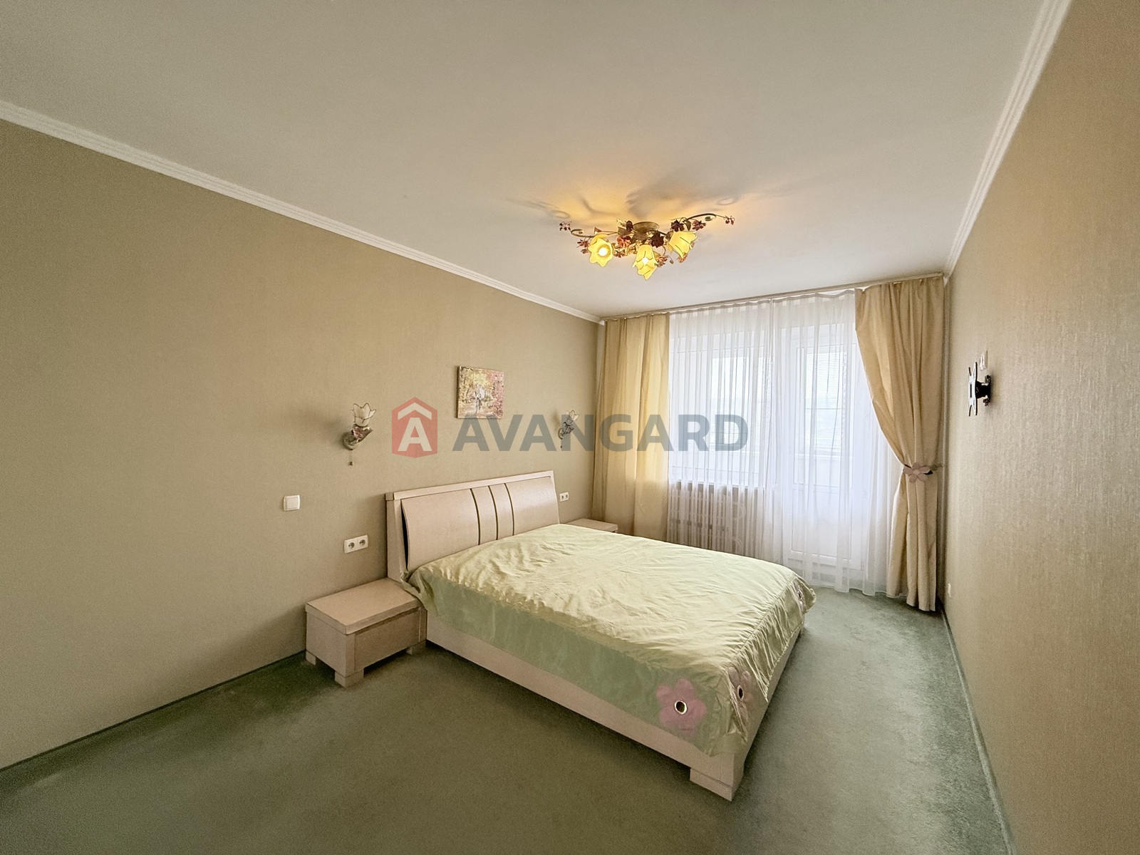 3 ����. ��������, 69,8/-/9,5 ��. �., 6/9 ���� ���� 17