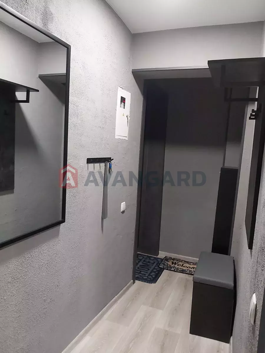 1 ��. ��������, 33/-/6 ��. �., 4/5 ������ ���� 17