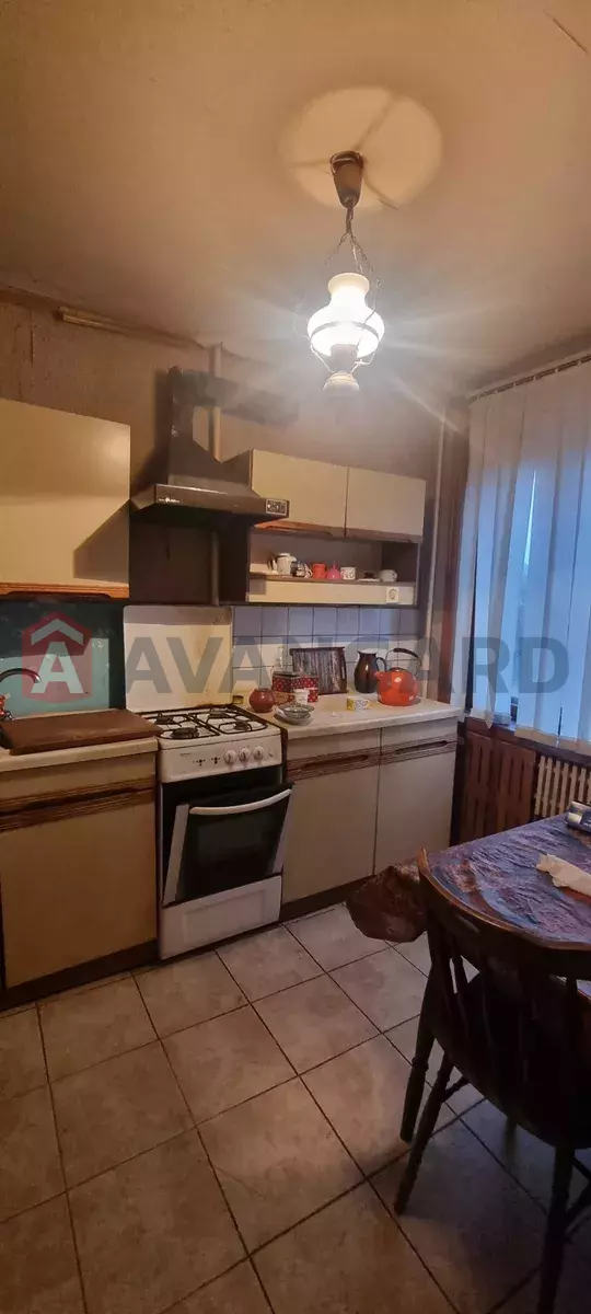 3 ��. ��������, 60/-/8 ��. �., 2/9 ������ ���� 1