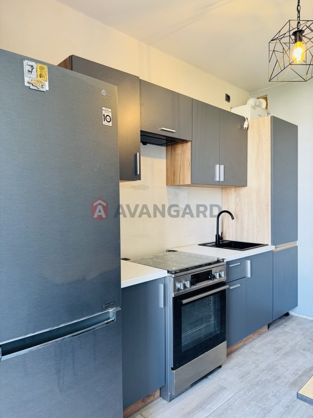 1 ��. ��������, 36/16/10 ��. �., 8/10 ������ ���� 5