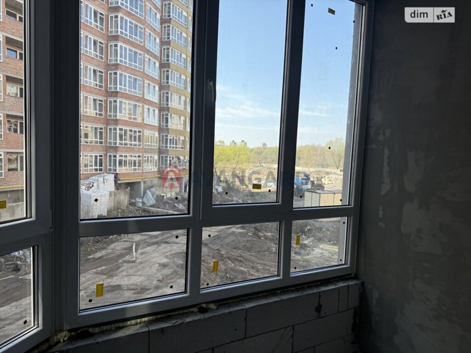 1 ��. ��������, 44/18/18 ��. �., 2/9 ������ ���� 4