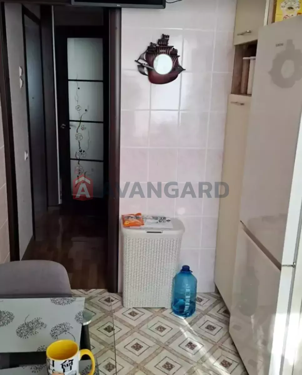 3 ��. ��������, 56/-/- ��. �., 3/9 ������ ���� 3