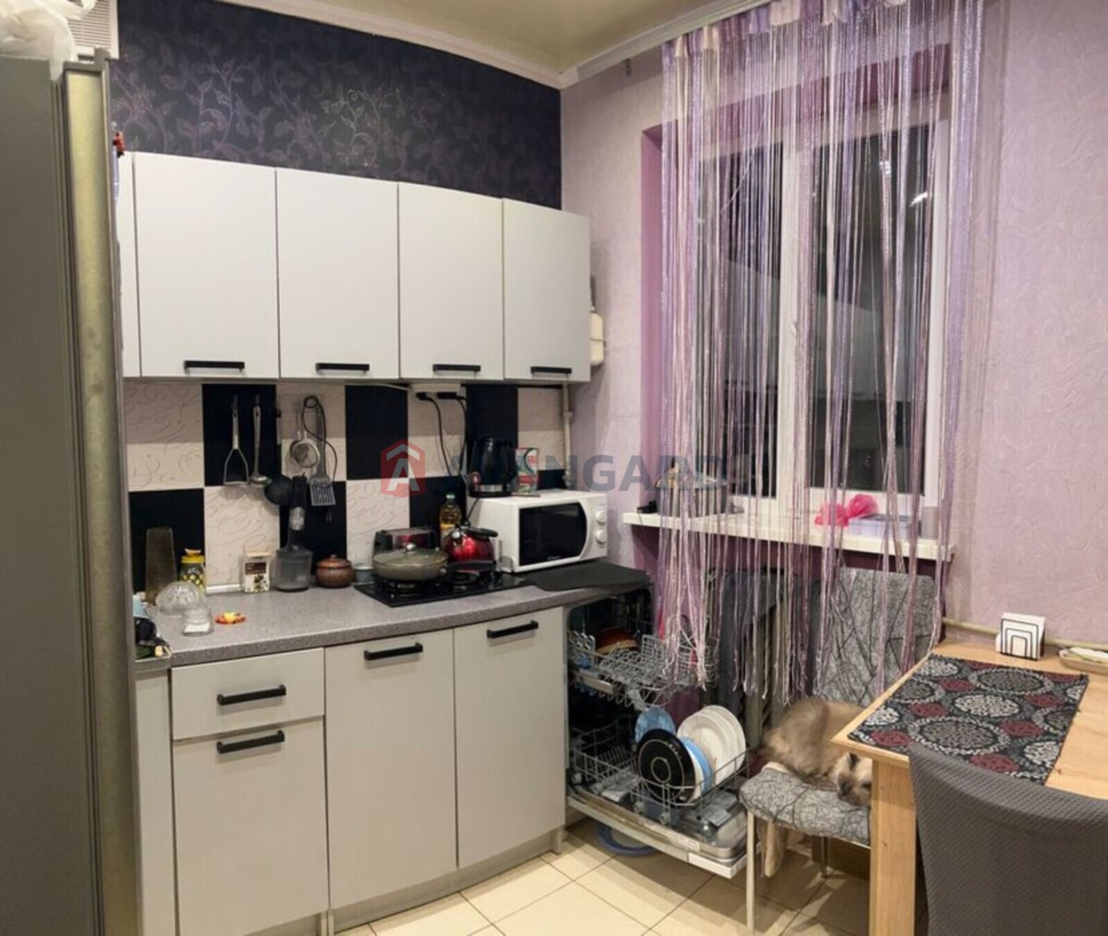 1 . , 38/-/9 . ., 1/2   10