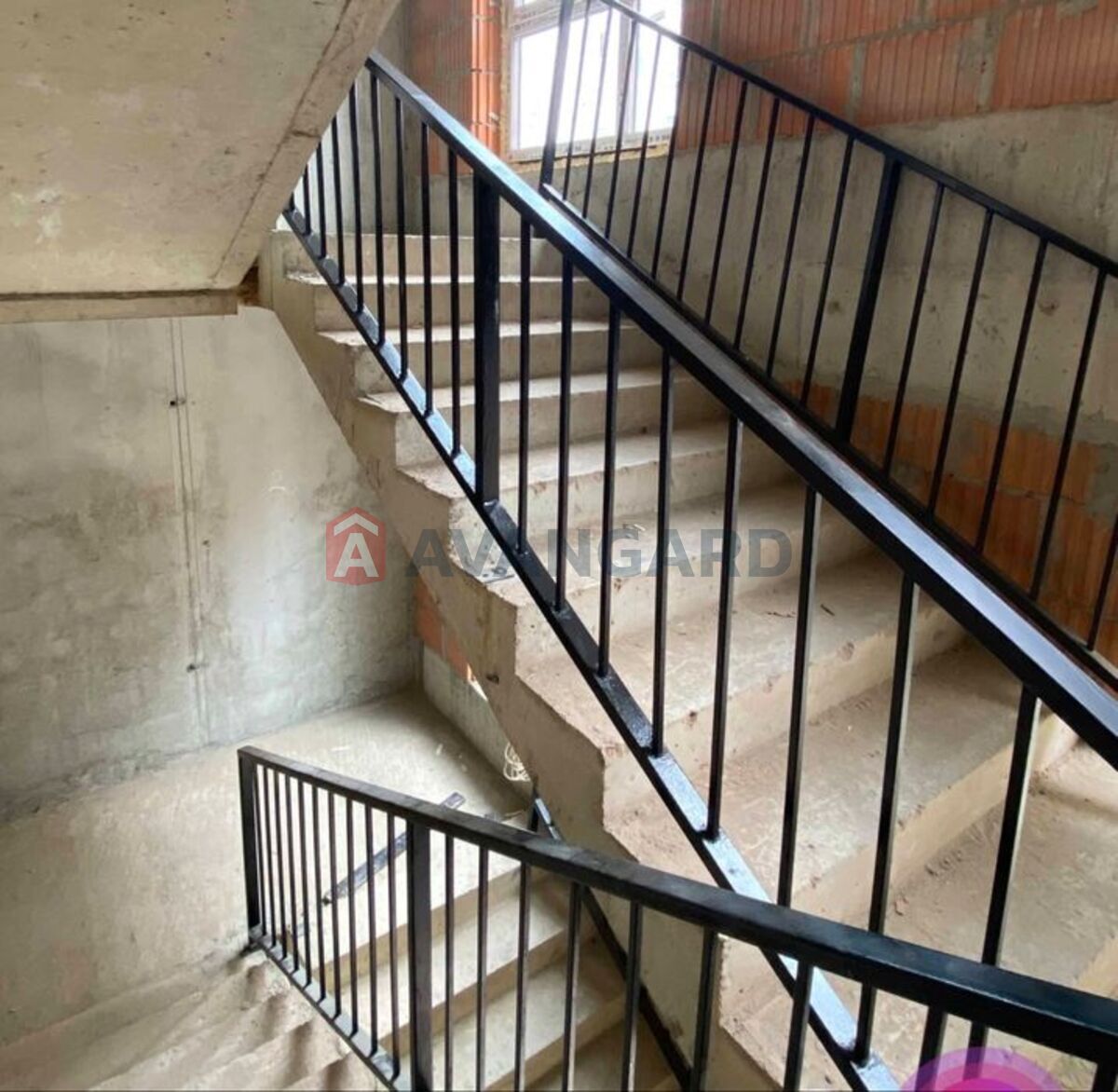 2 ��. ��������, 81/-/27 ��. �., 4/11 ������ ���� 6