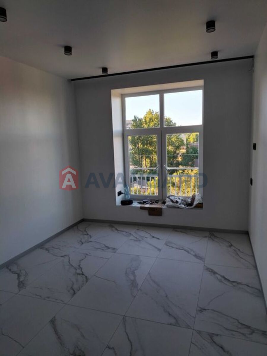 1 . , 47/-/17 . ., 5/12   8