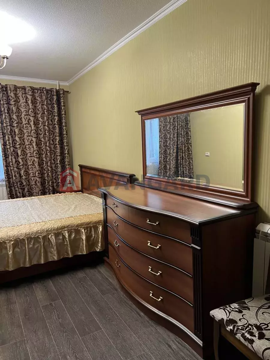 3 . , 70/-/5 . ., 6/9   4