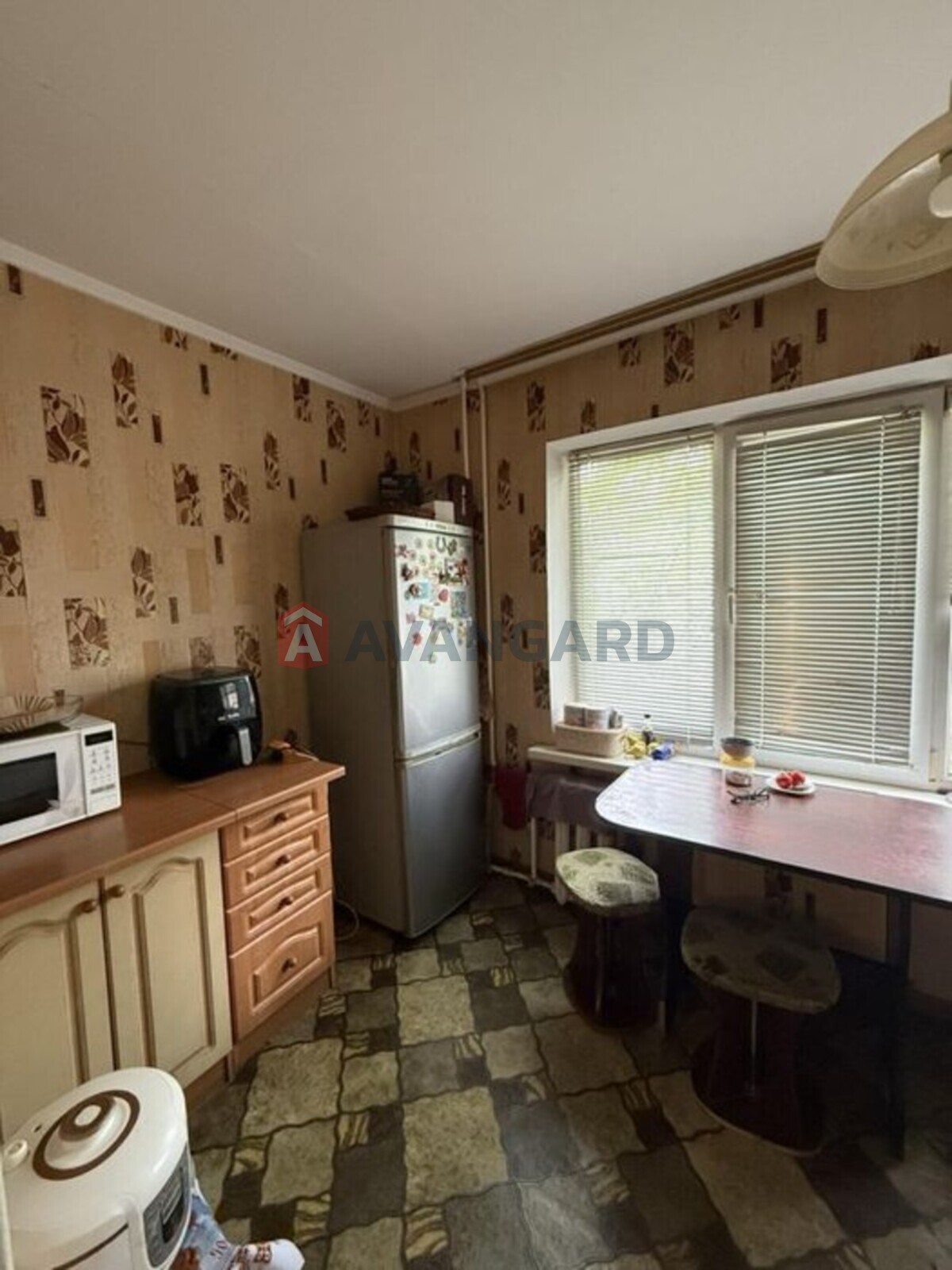 3 ��. ��������, 68/-/14 ��. �., 1/9 ������ ���� 13