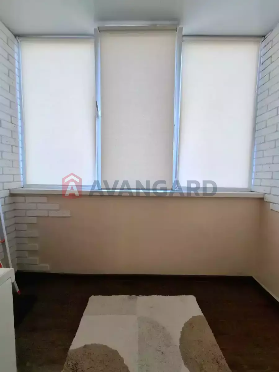 2 ��. ��������, 49/-/7 ��. �., 9/9 ������ ���� 10