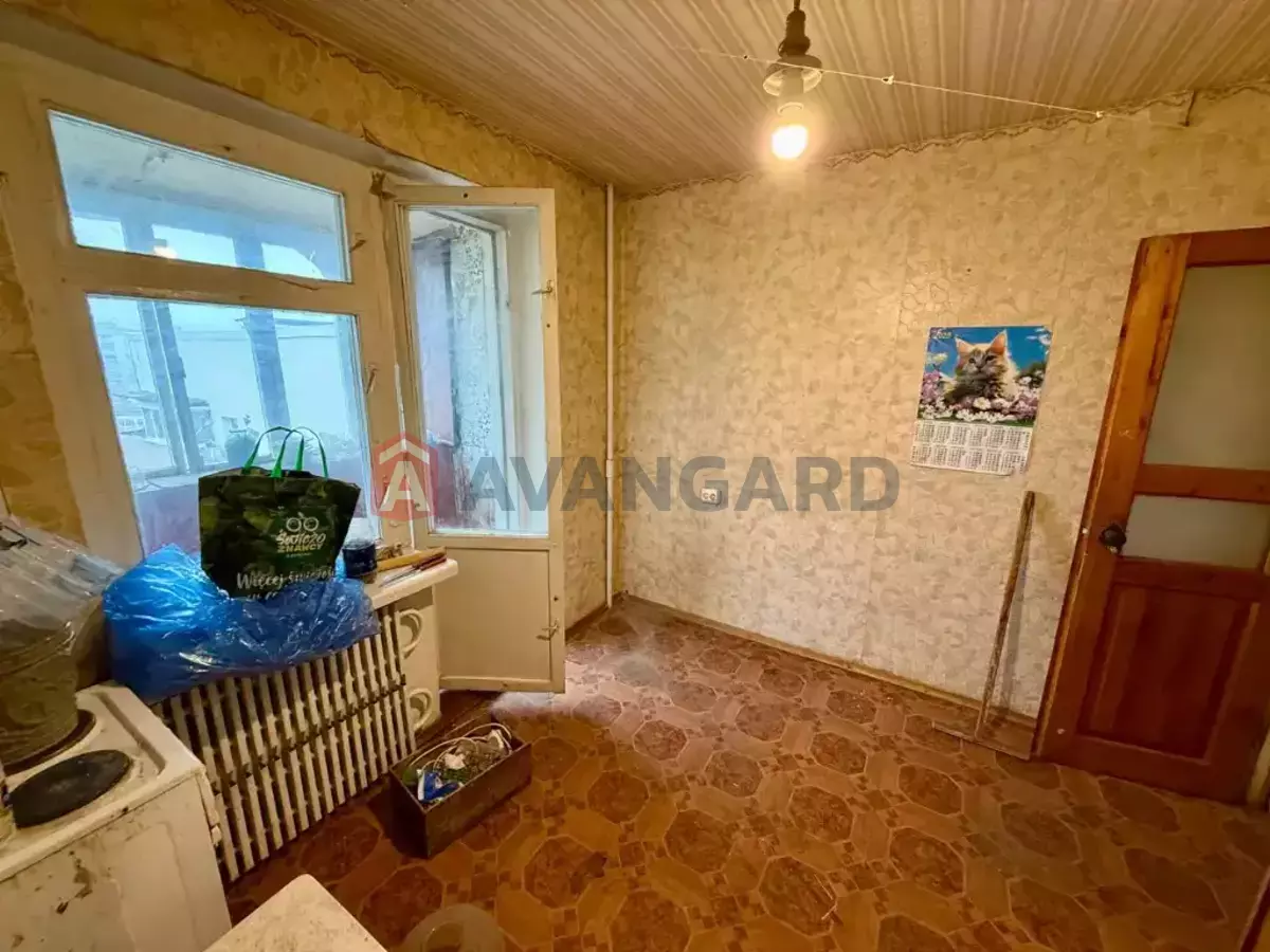 1 ��. ��������, 36/17/8 ��. �., 13/17 ������ ���� 13