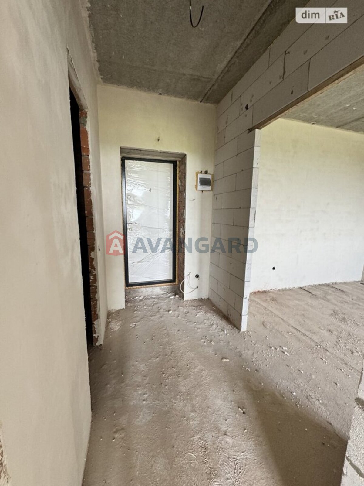 1 ��. ��������, 44/44/16 ��. �., 10/10 ������ ���� 7