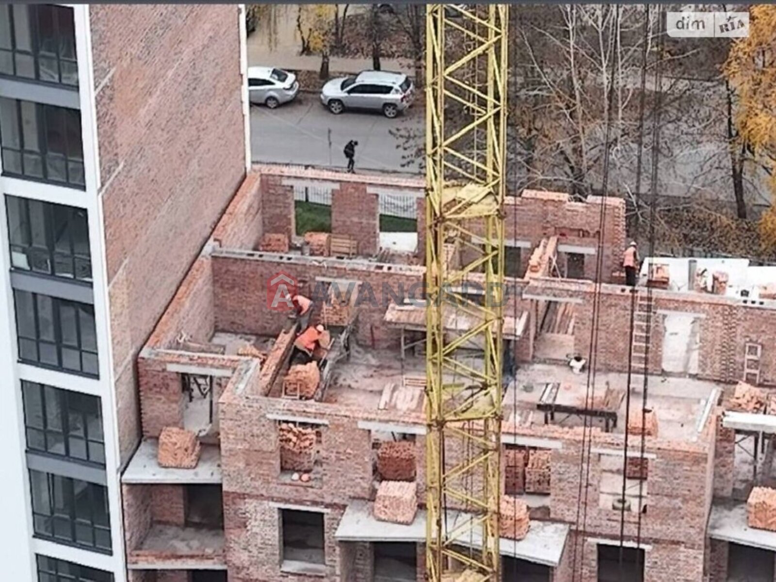 2 ��. ��������, 61/-/- ��. �., 7/10 ������ ���� 19