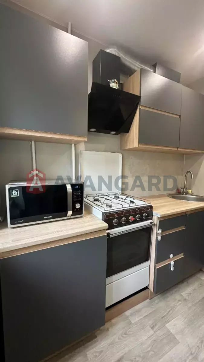 1 ��. ��������, 31/18/6 ��. �., 2/5 ������ ���� 3