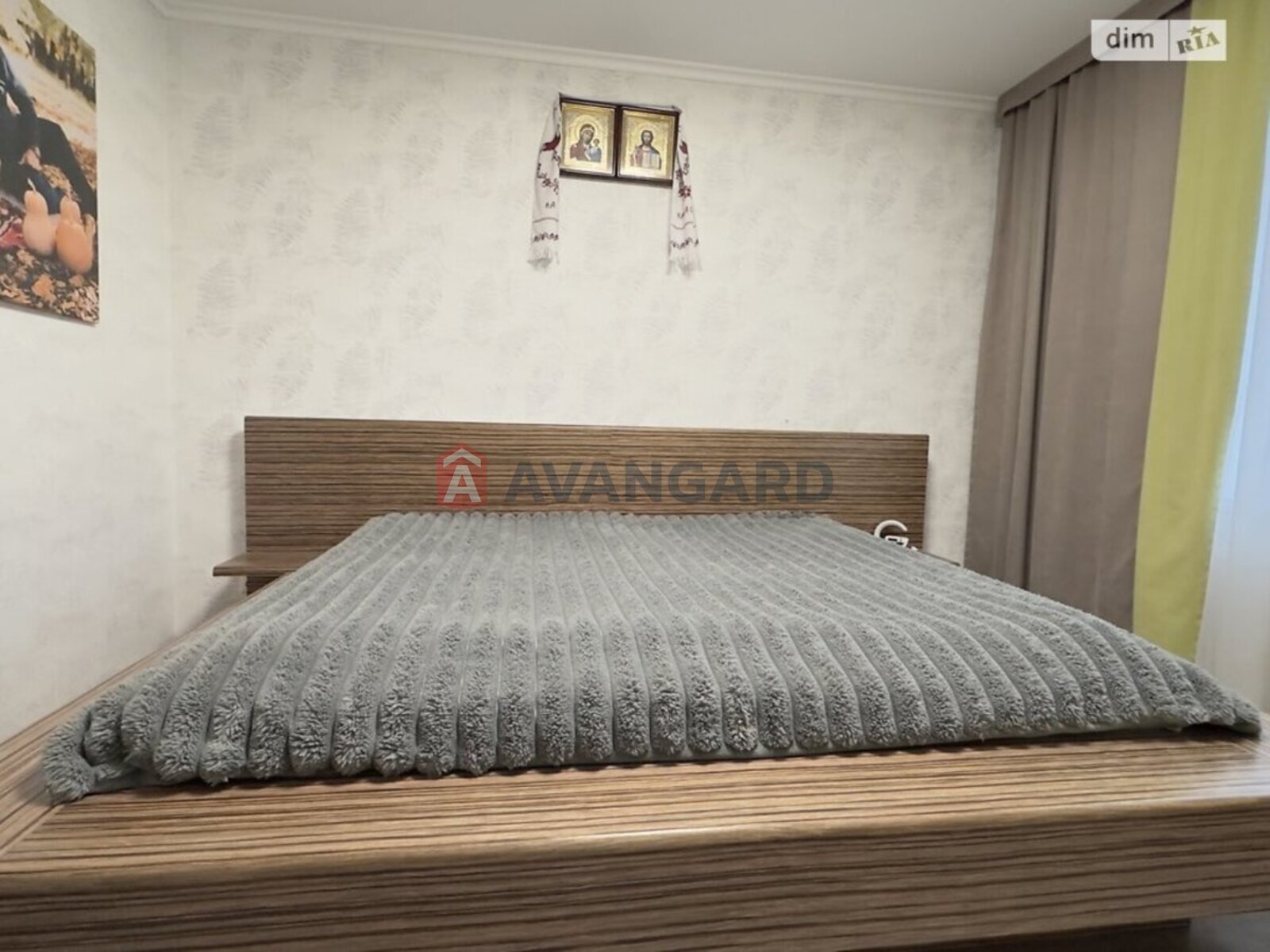 4 ��. ��������, 147/70/14 ��. �., 9/9 ������ ���� 21