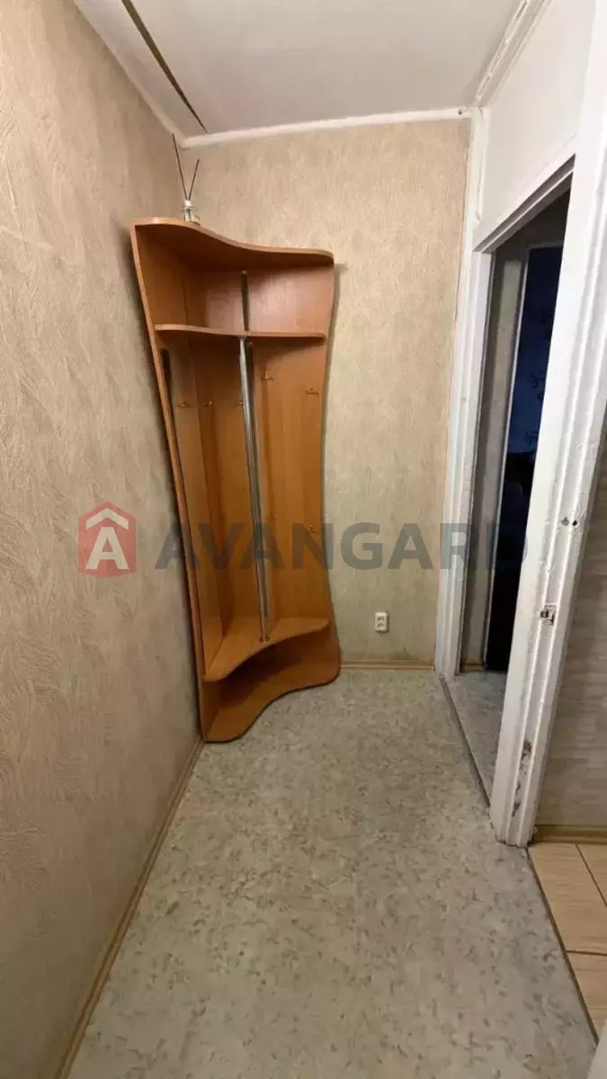 3 ��. ��������, 58/-/- ��. �., 5/5 ������ ���� 3