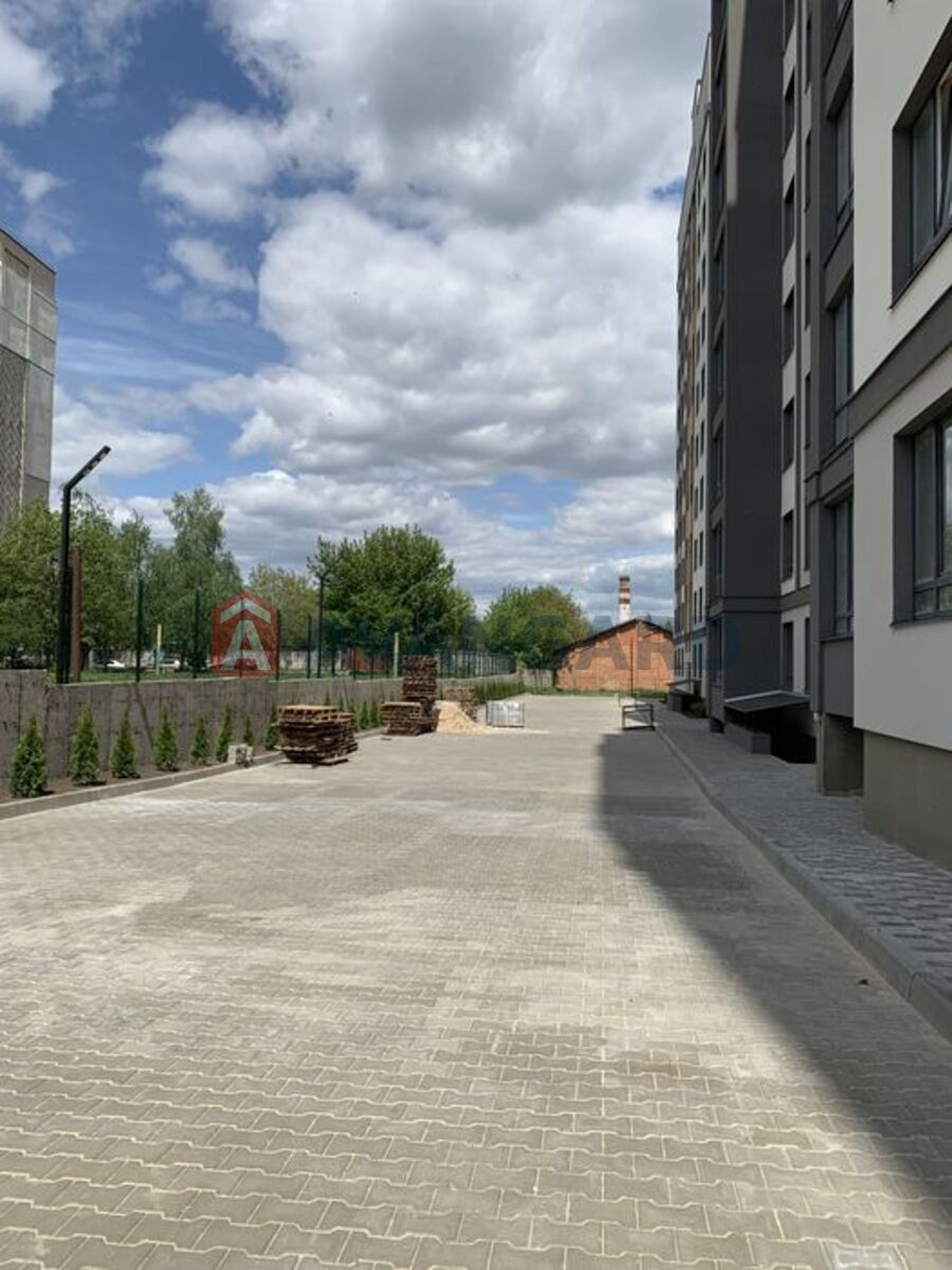 1 ��. ��������, 44/-/16 ��. �., 10/10 ������ ���� 7