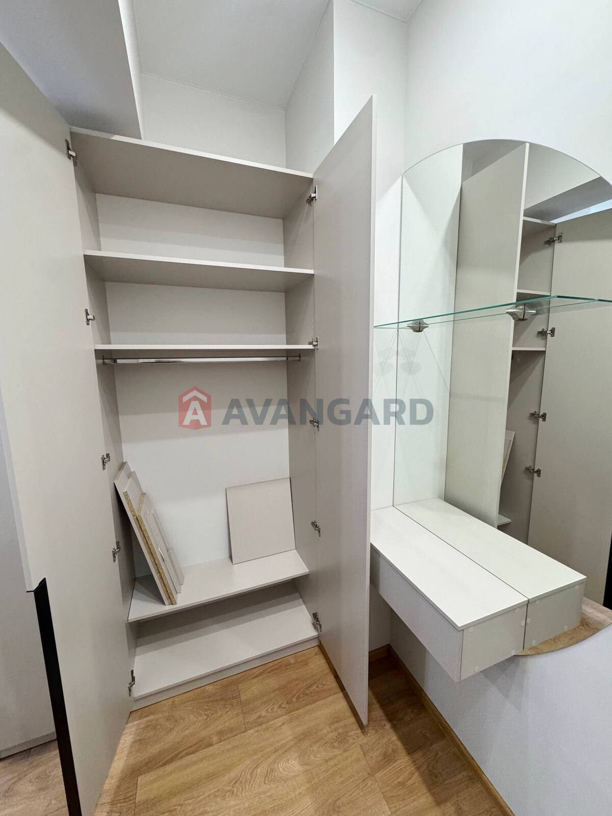 1 ����. ��������, 29/18/10 ��. �., 5/5 ���� ���� 11