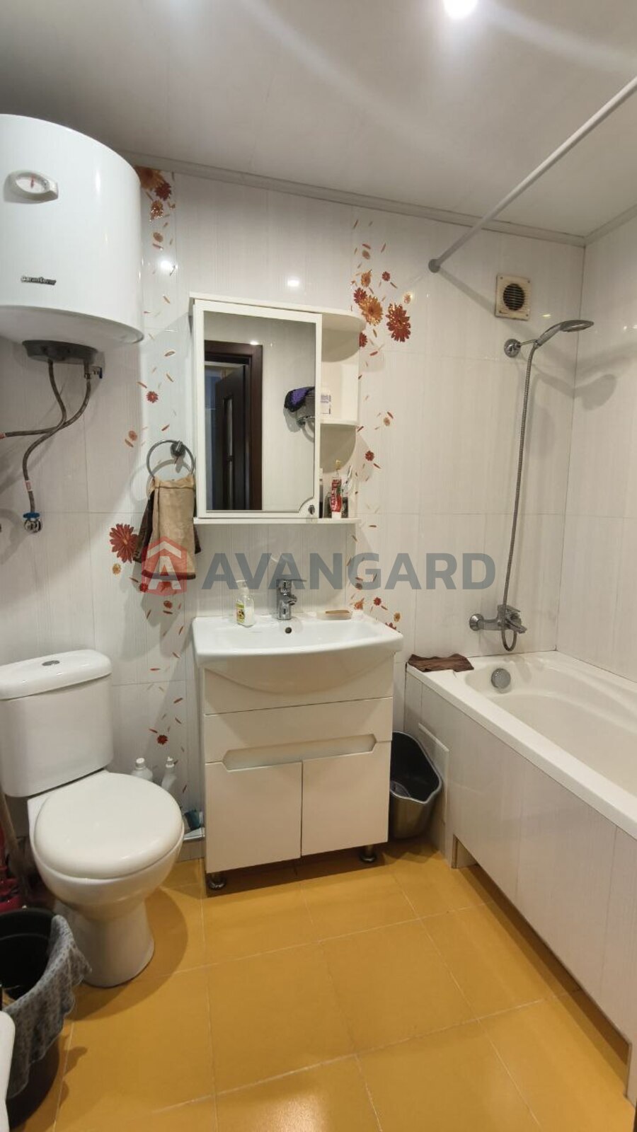 3 ��. ��������, 52/25/18 ��. �., 6/9 ������ ���� 11