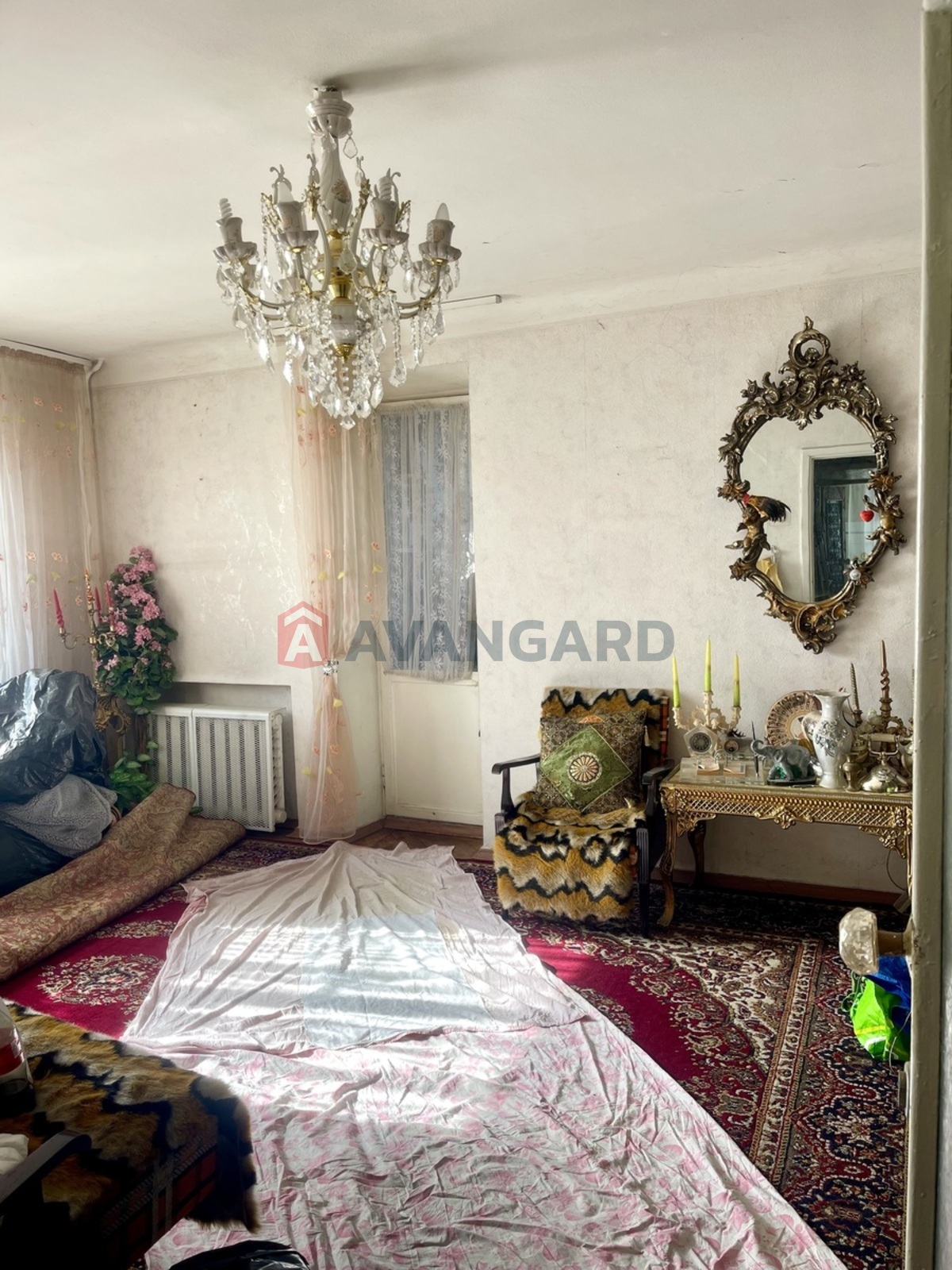 3 ��. ��������, 82/48/8 ��. �., 2/9 ������ ���� 6